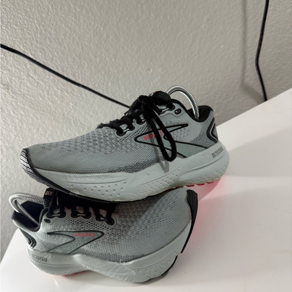 Brooks glycerin 21 Women's Gray and Black Running Shoes - Picture 3 of 10